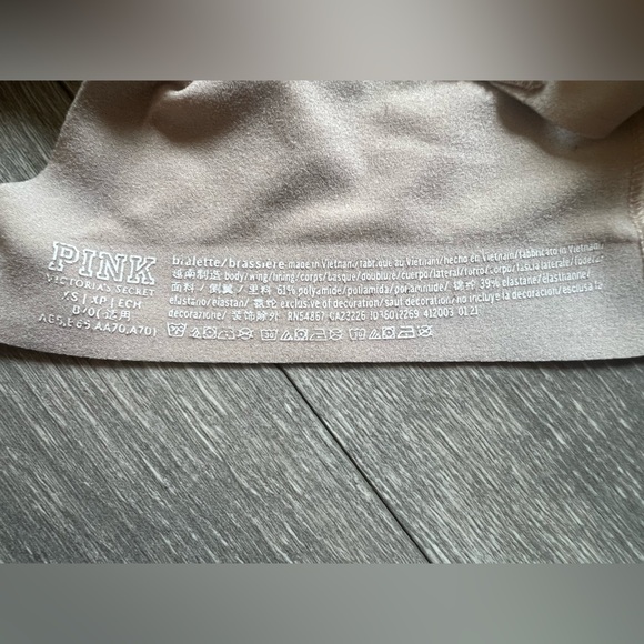 PINK Victoria's Secret Nude Soft and Seamless T-shirt Bralette. Size XS - Picture 5 of 5